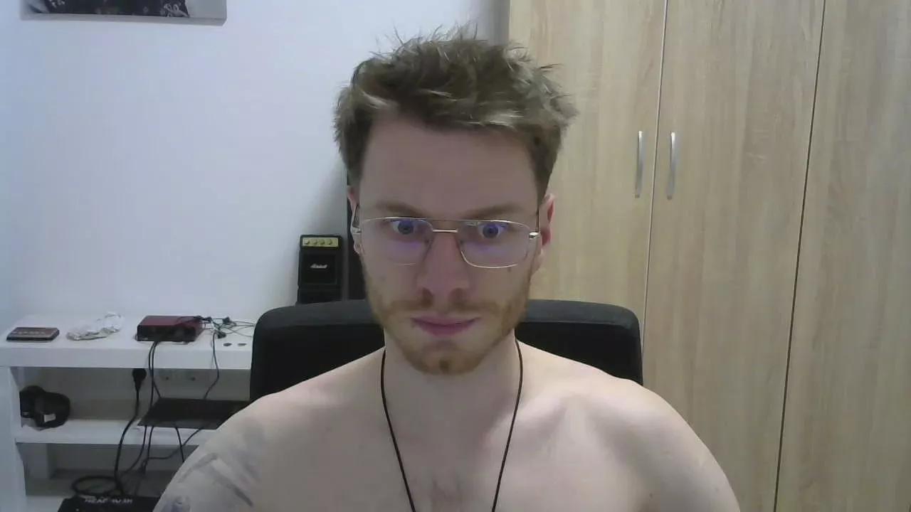 lukas480 on Cam4 