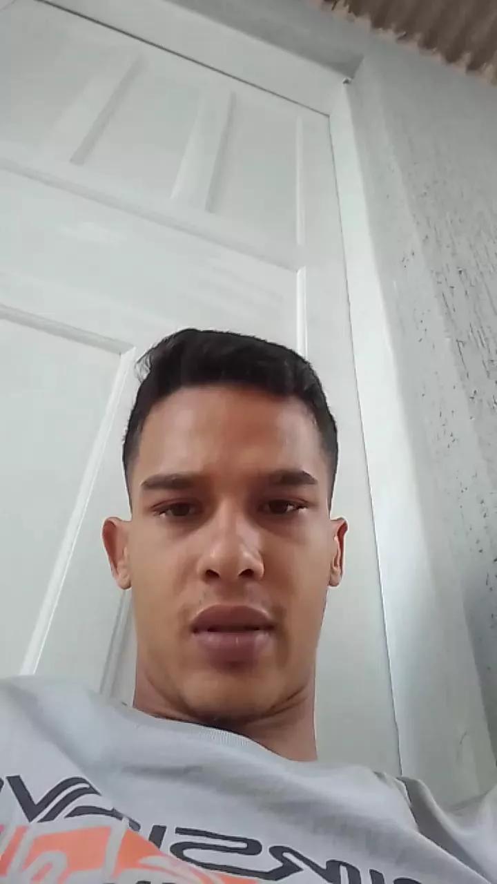 luluna6 on Cam4 
