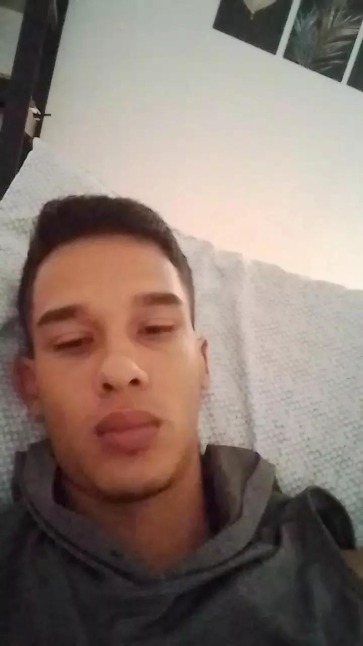 luluna6 on Cam4 