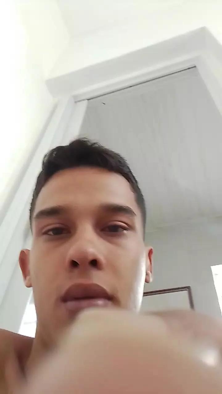 luluna6 on Cam4 