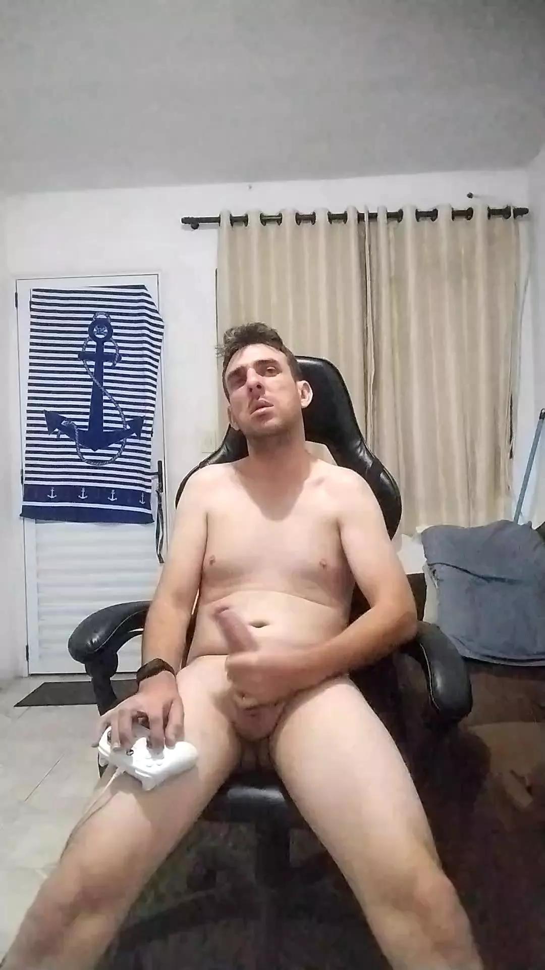 Machohetero7 on Cam4 