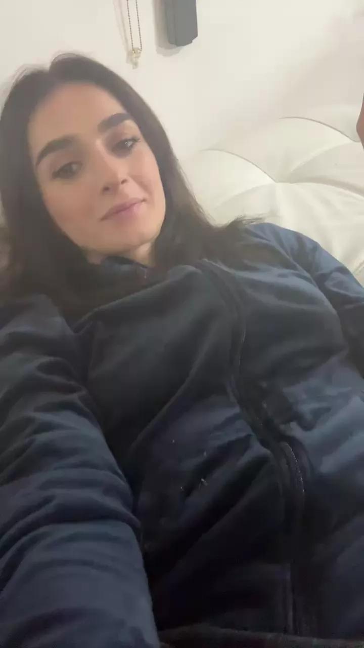 maia183 on Cam4 