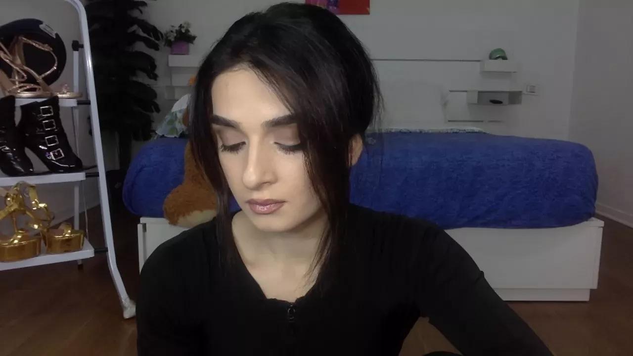 maia183 on Cam4 