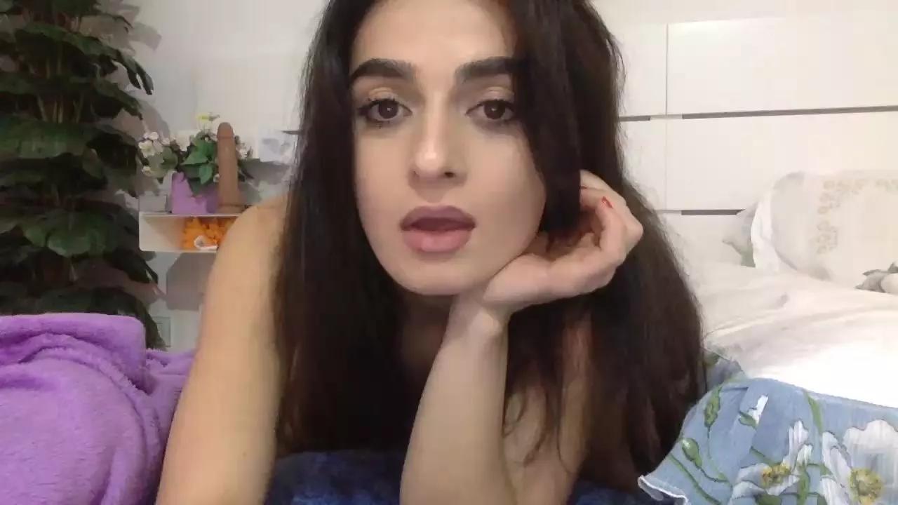 maia183 on Cam4 