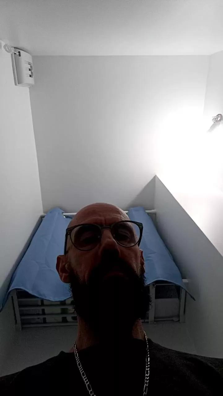 Majid1976 on Cam4 