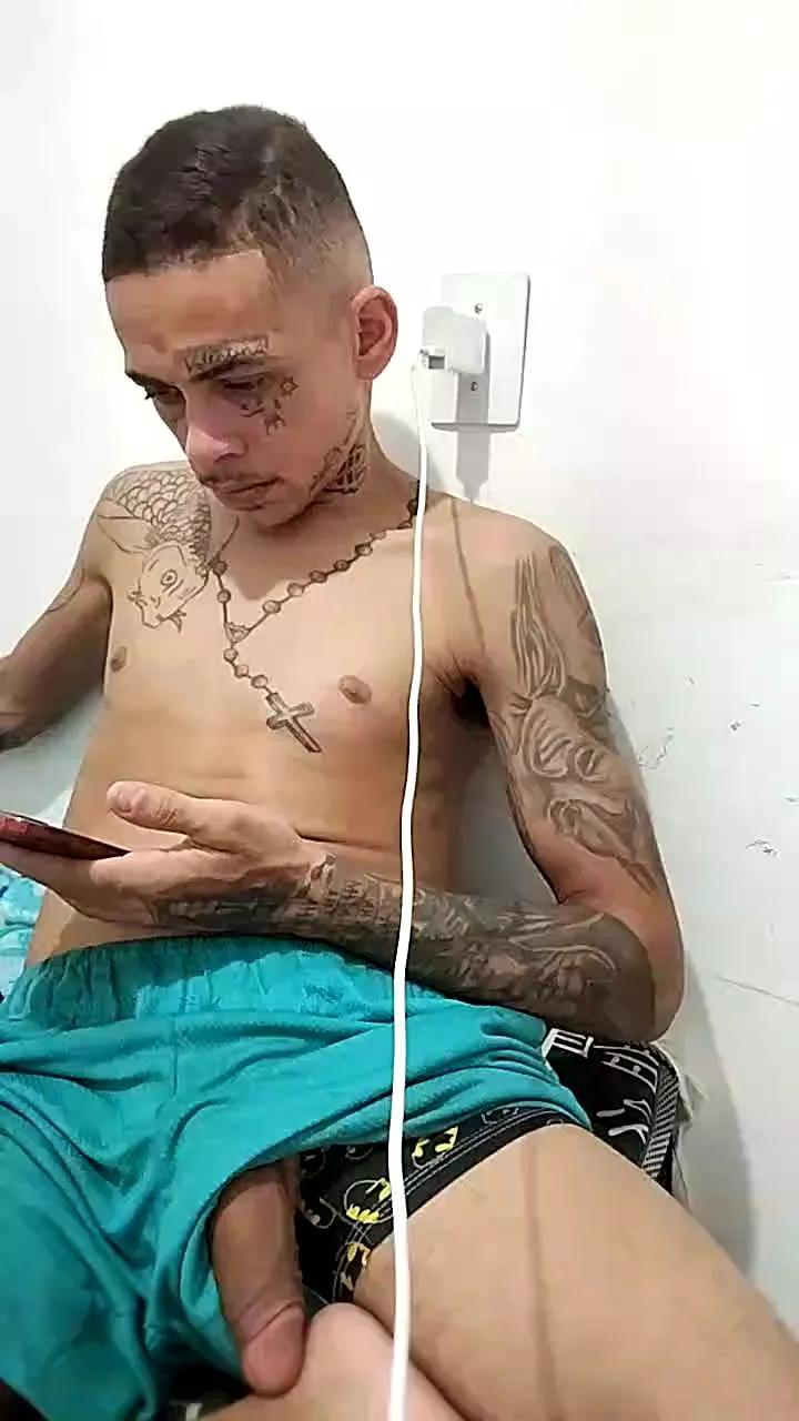 Malvadao23ctmm on Cam4 