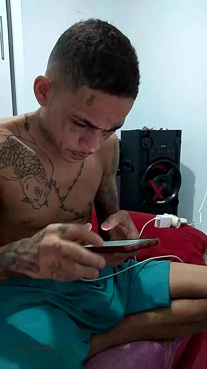Malvadao23ctmm on Cam4 
