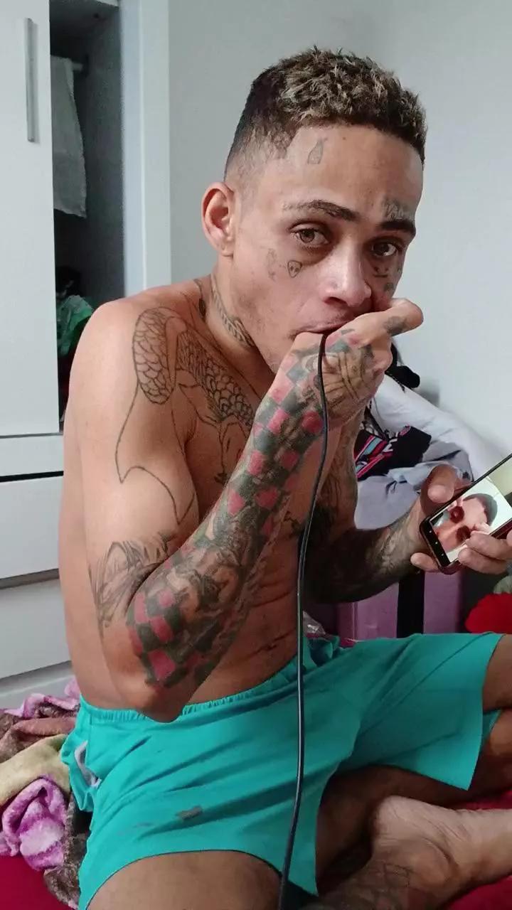 Malvadao23ctmm on Cam4 