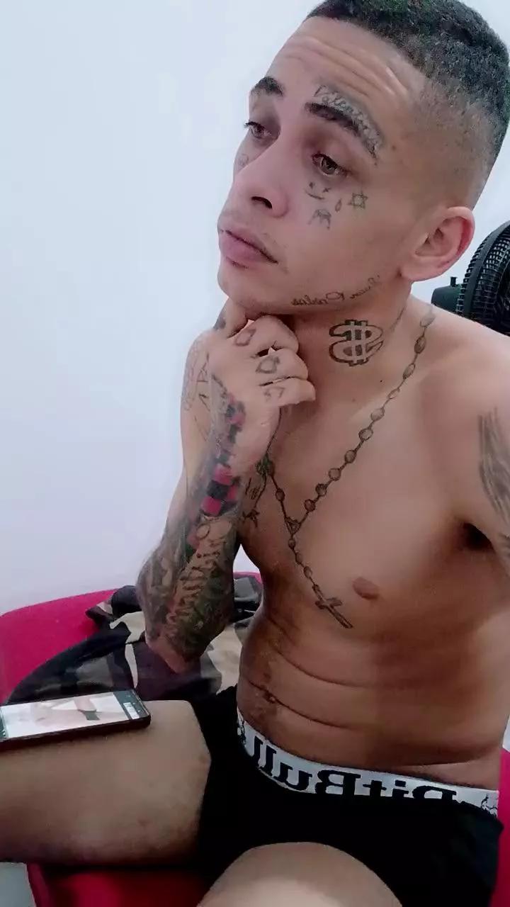 Malvadao23ctmm on Cam4 