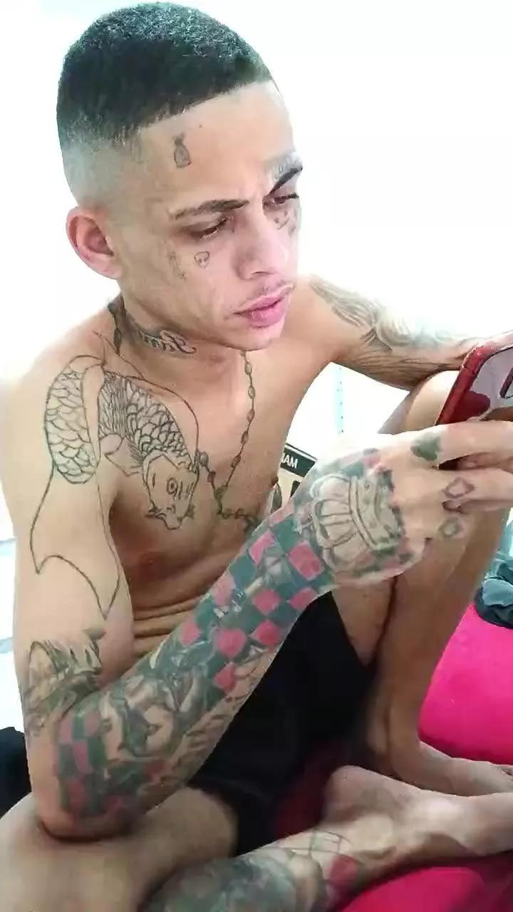 Malvadao23ctmm on Cam4 