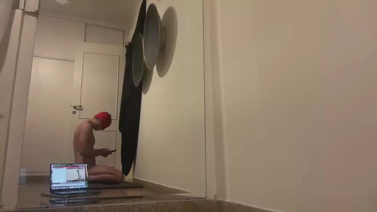 man546 on Cam4 