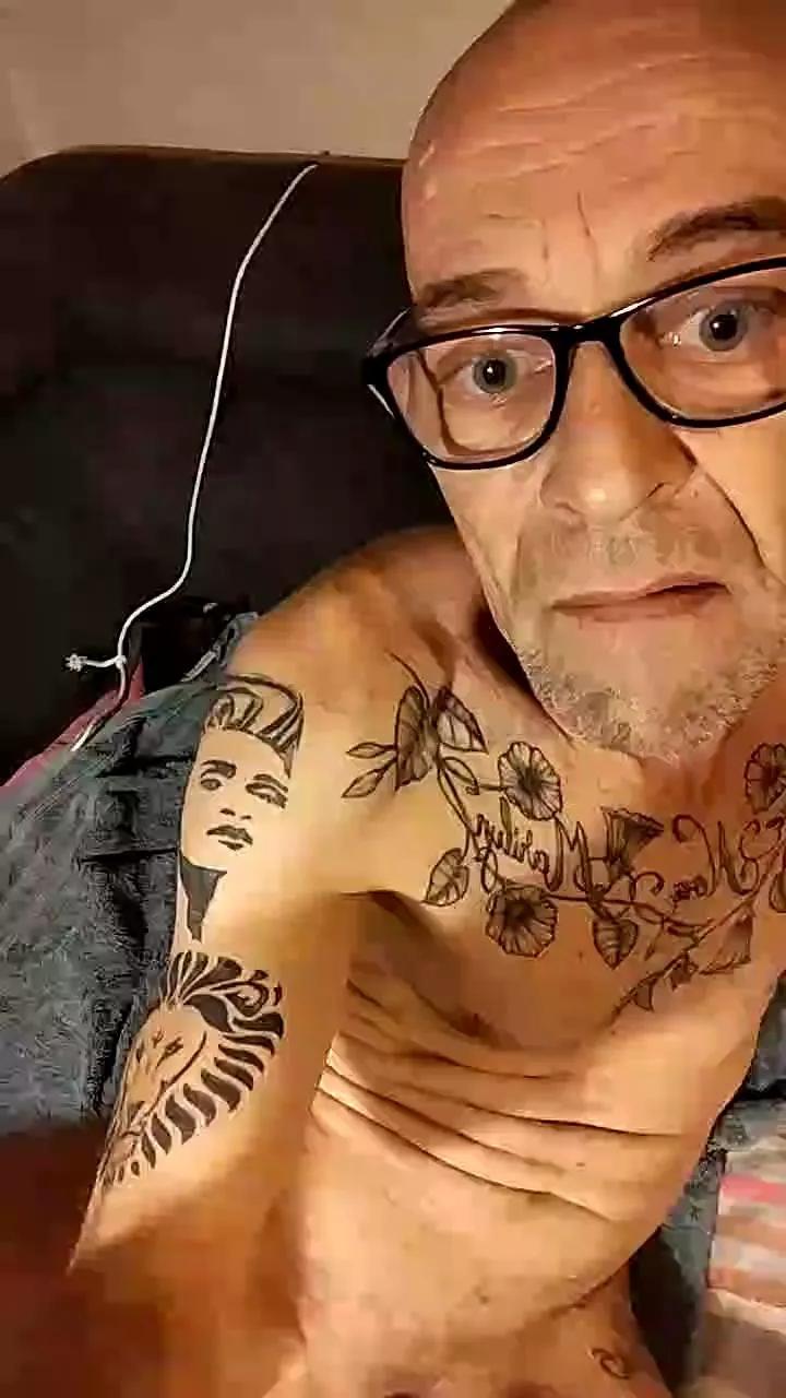 Marco24200 on Cam4 