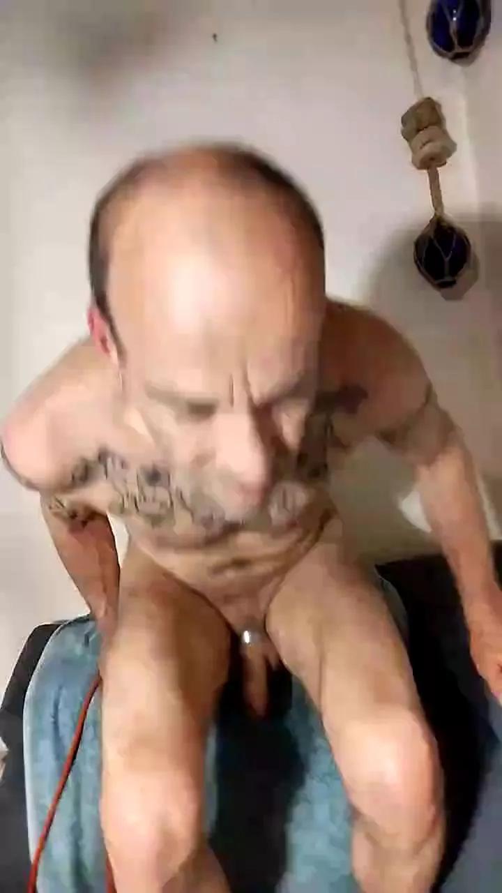 Marco24200 on Cam4 