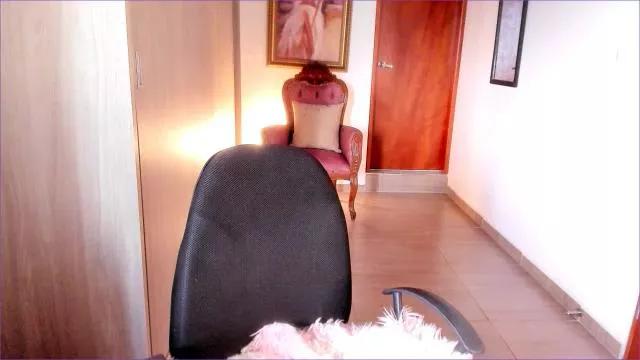 marilyndark on Cam4 