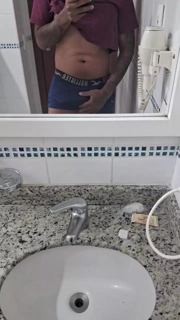 maxjuniorhot on Cam4 