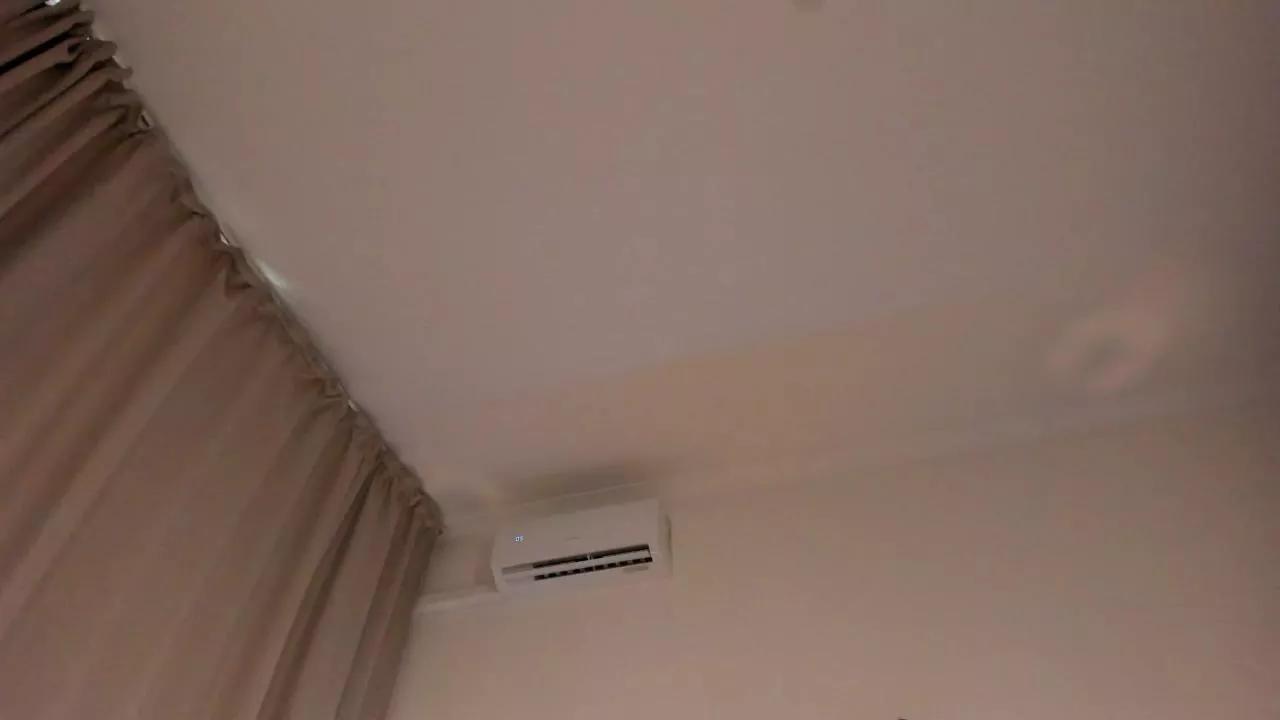 MiaBond_ on Cam4 