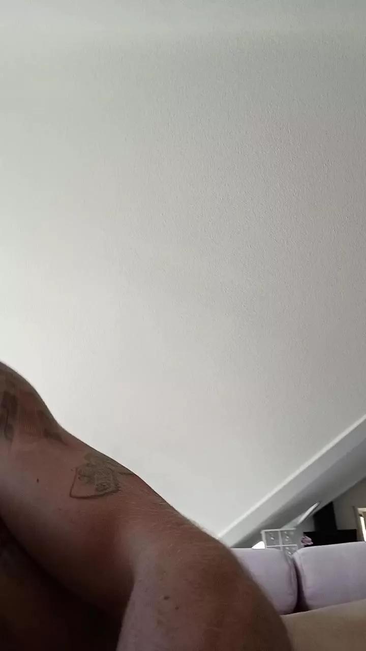 Mikeeeel on Cam4 