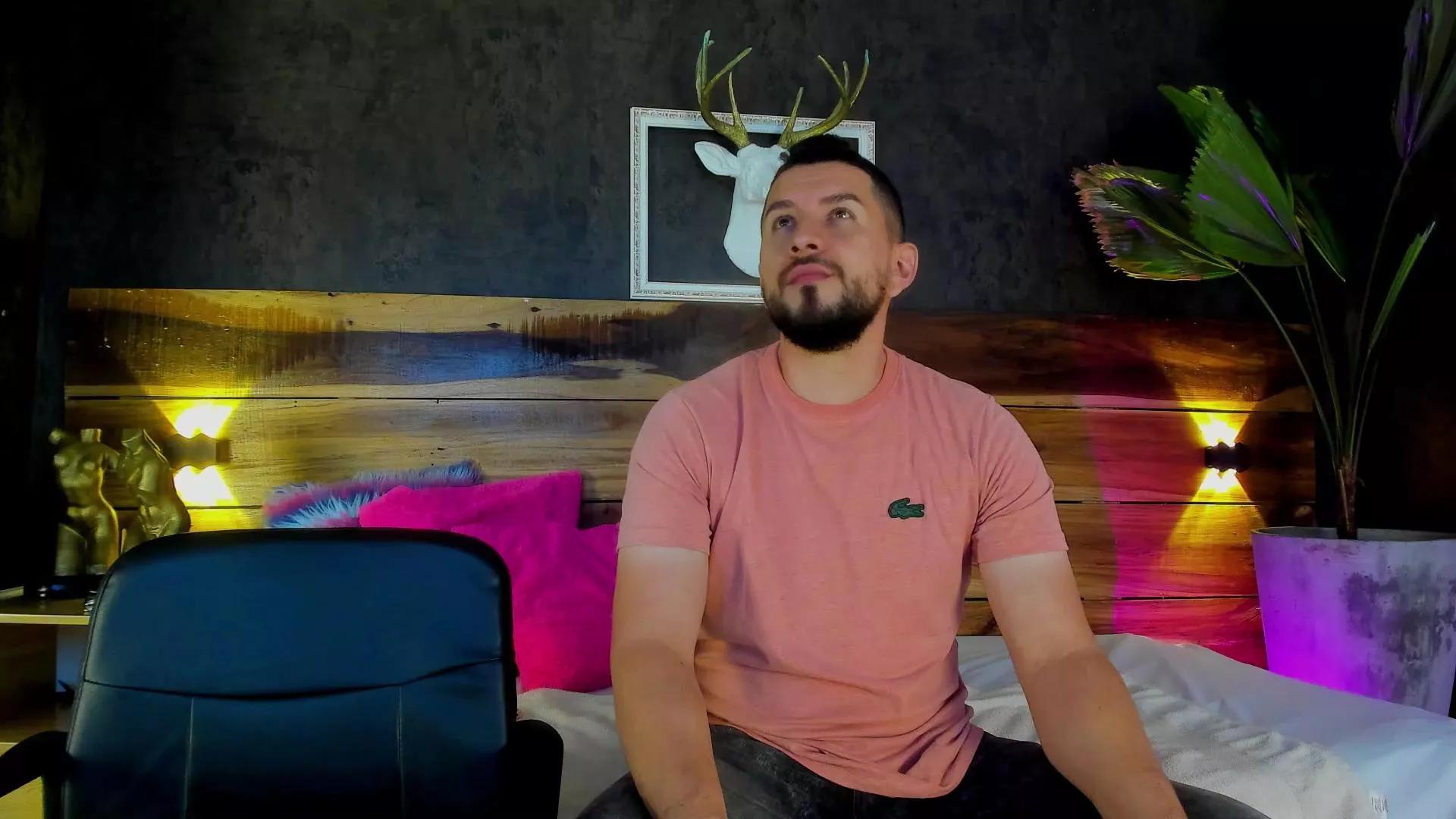 mikemaite on Cam4 