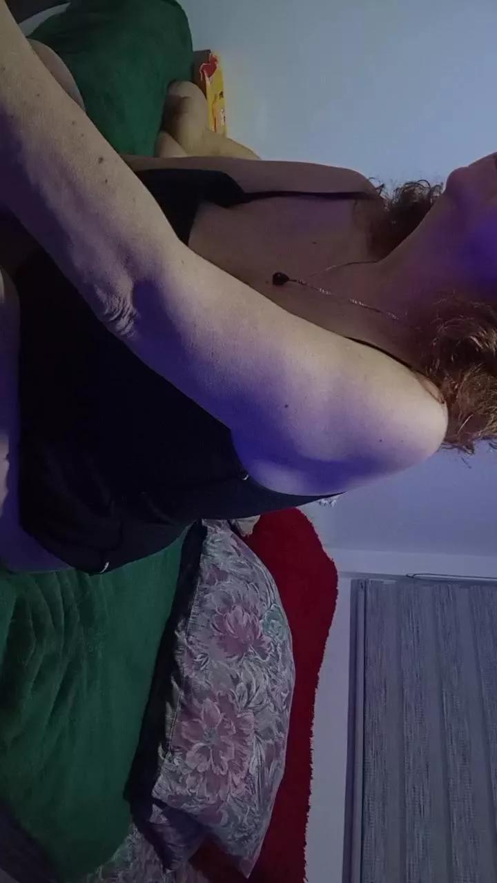 milchanel on Cam4 