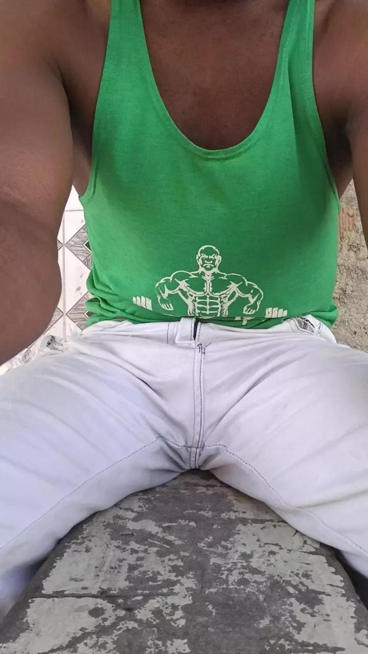 missinhoo on Cam4 