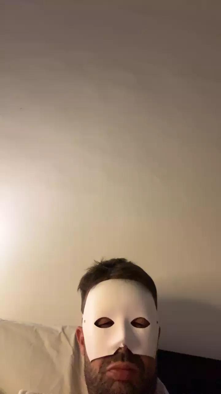 MISTERwhite2025 on Cam4 