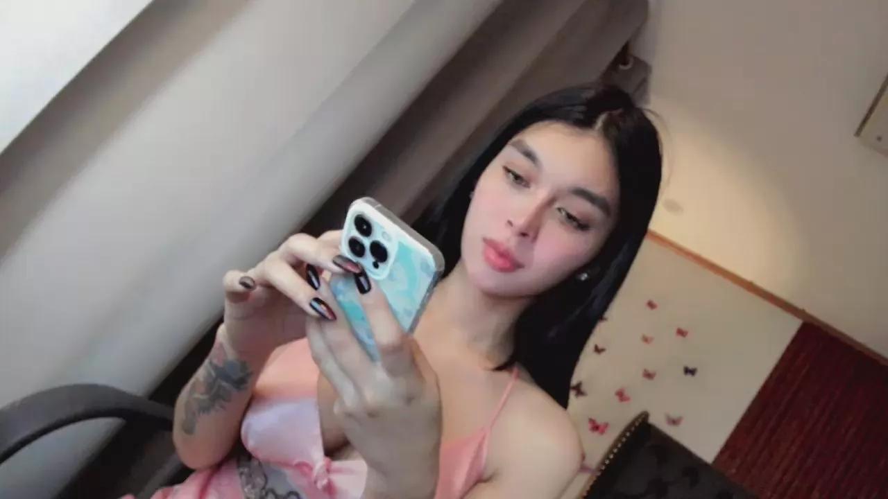 mjprettyxx on Cam4 