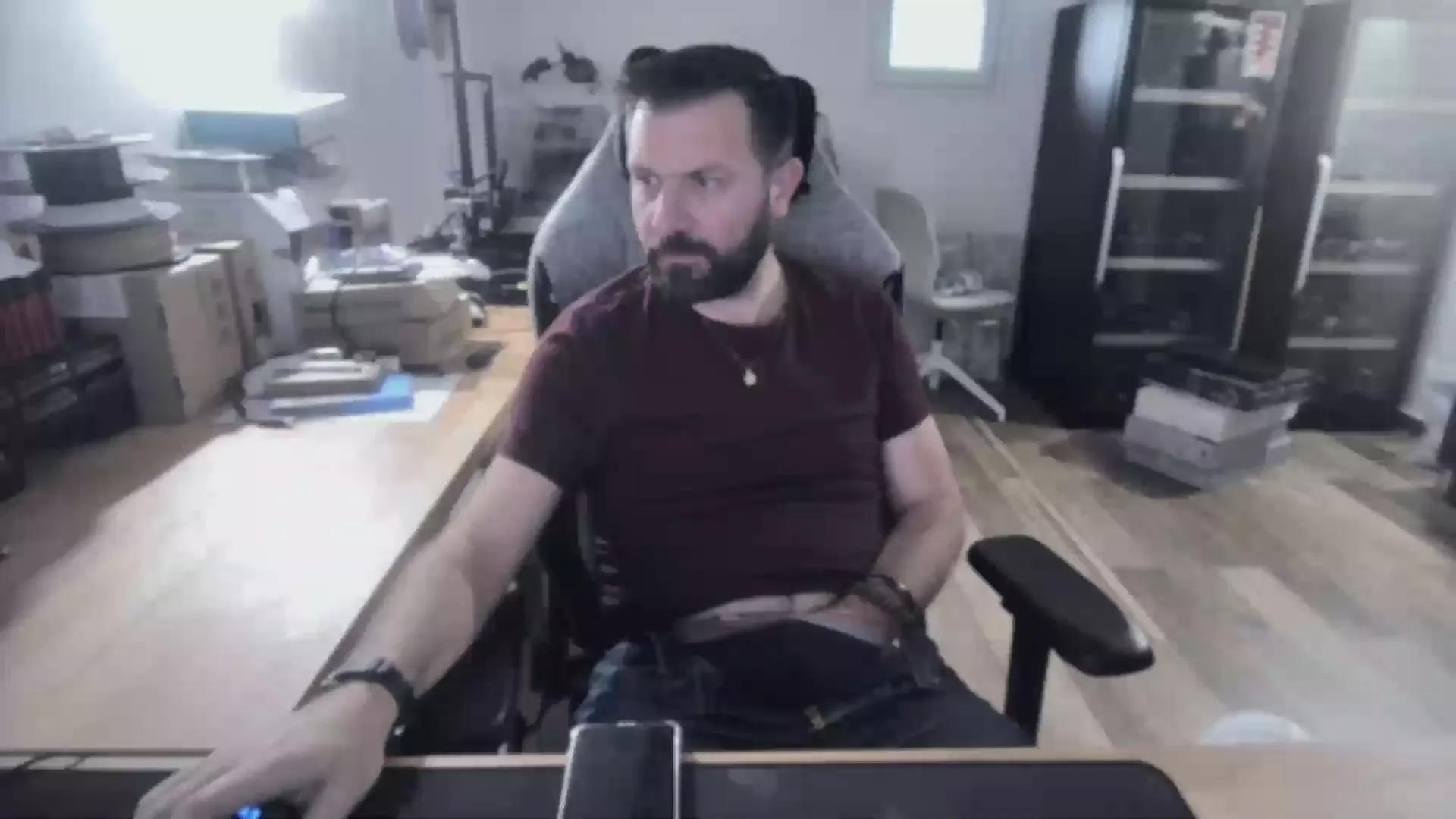 moi92160 on Cam4 