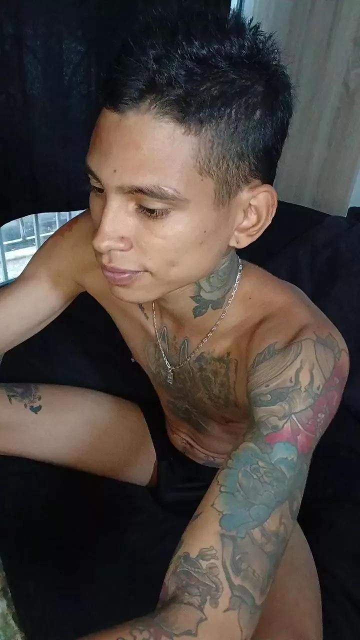 MonkeyD_66 on Cam4 