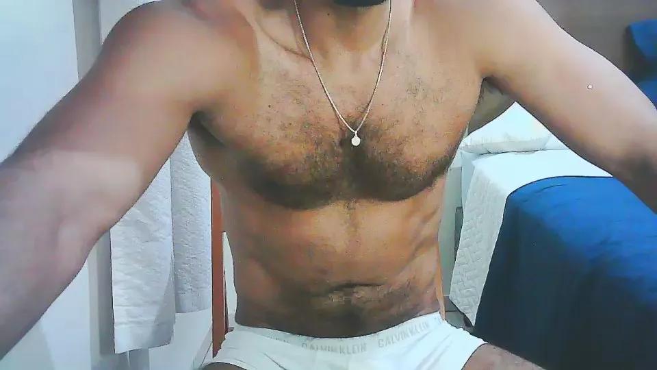 Moreno_Gigante on Cam4 