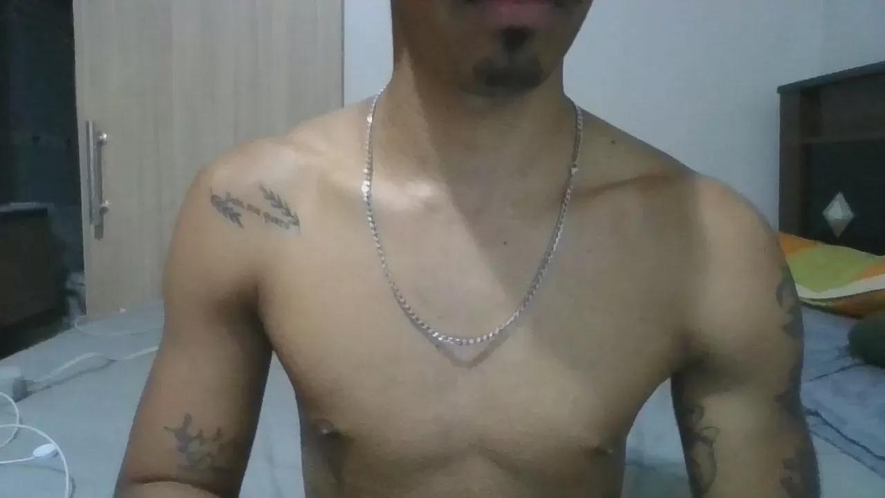 morenotatuado31 on Cam4 