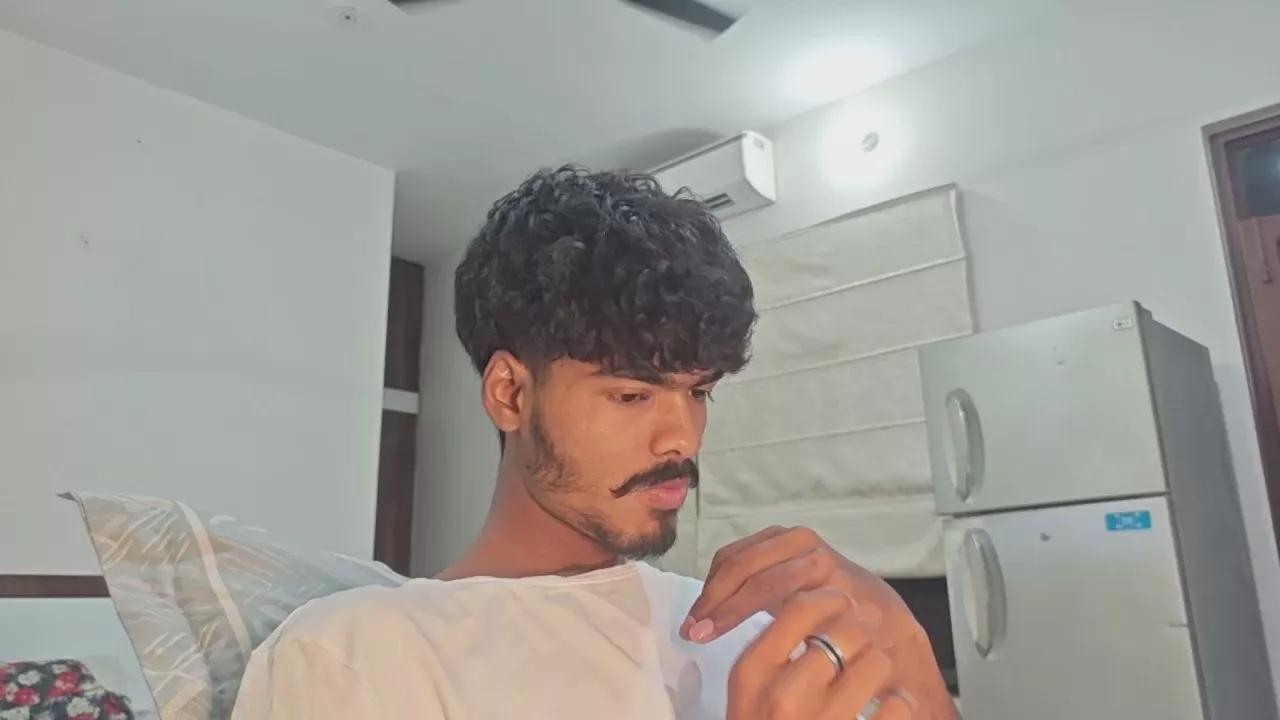 Mrbuddy85 on Cam4 