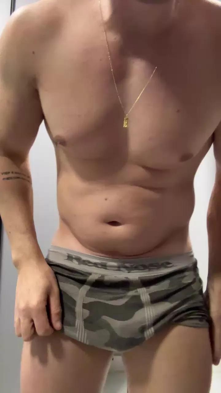 mrc_00200 on Cam4 