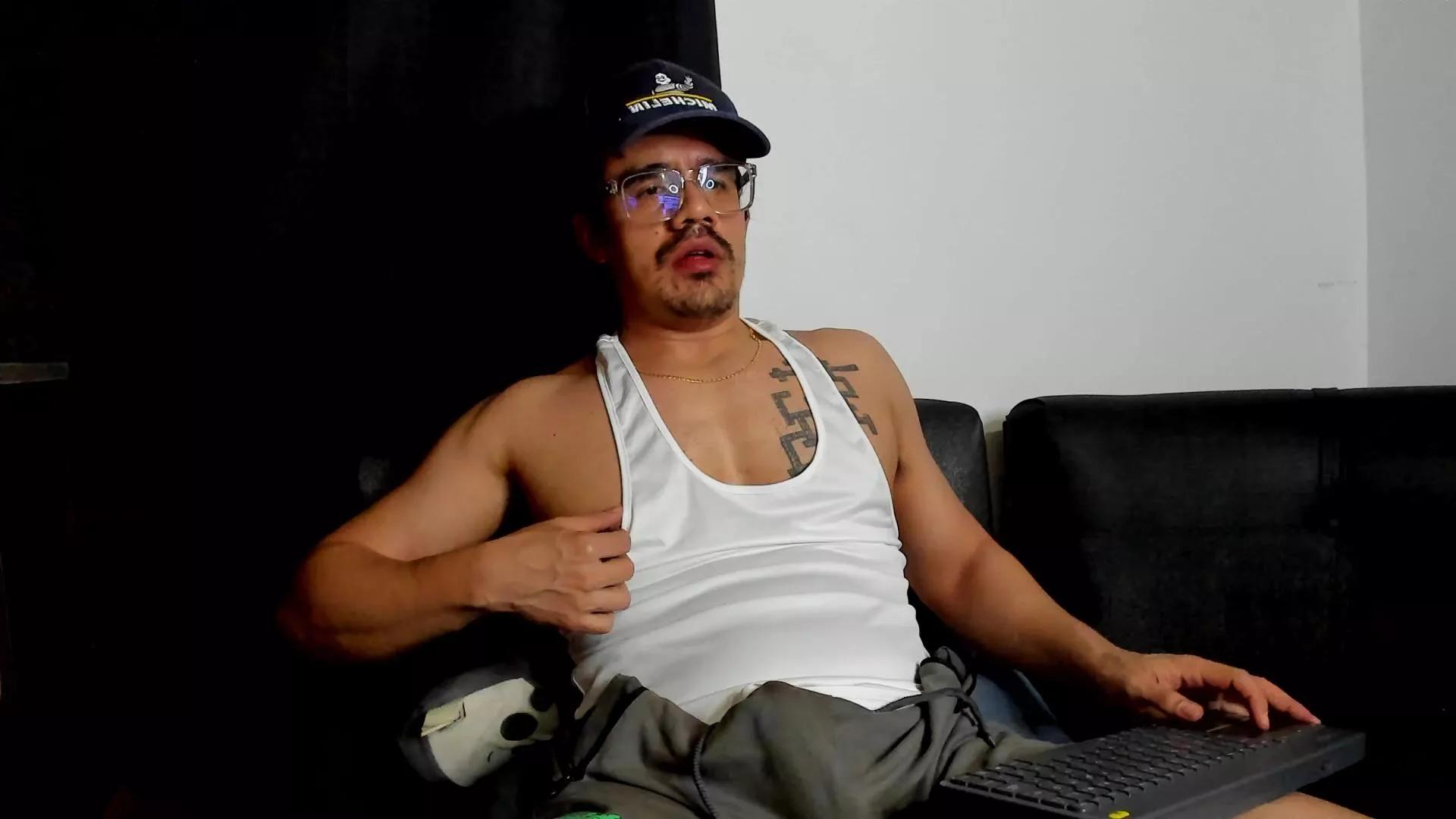 multiorgasm on Cam4 