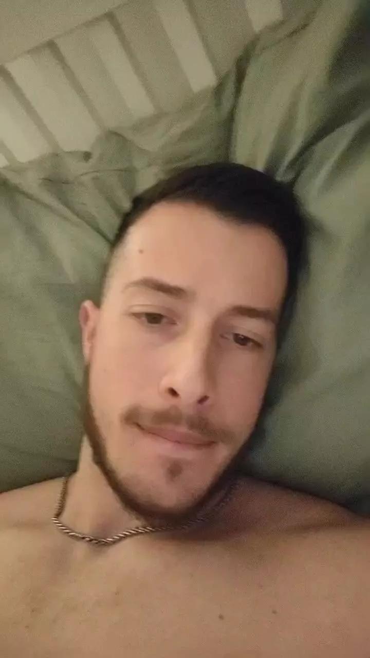 Musclexxl97 on Cam4 