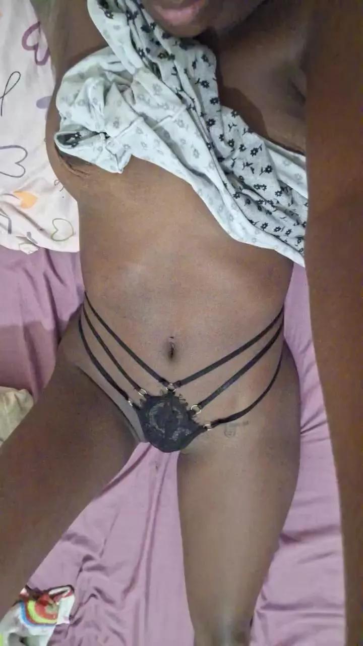nega25 on Cam4 