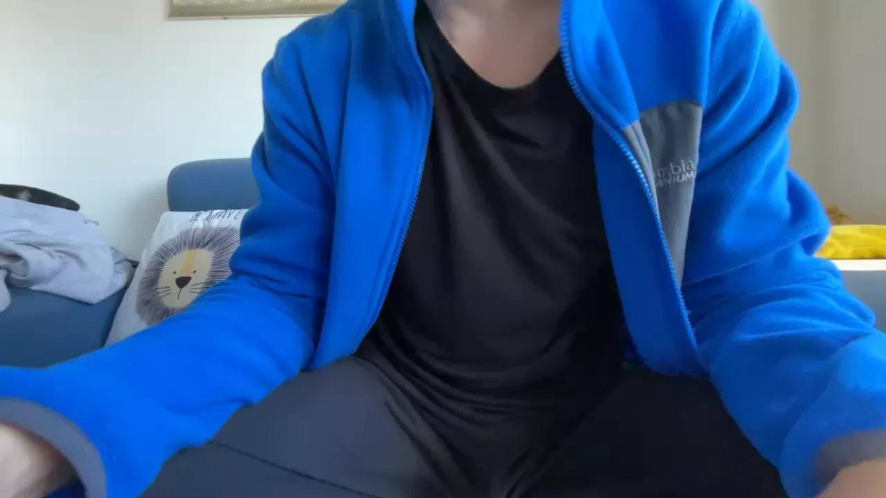 Nhands on Cam4 