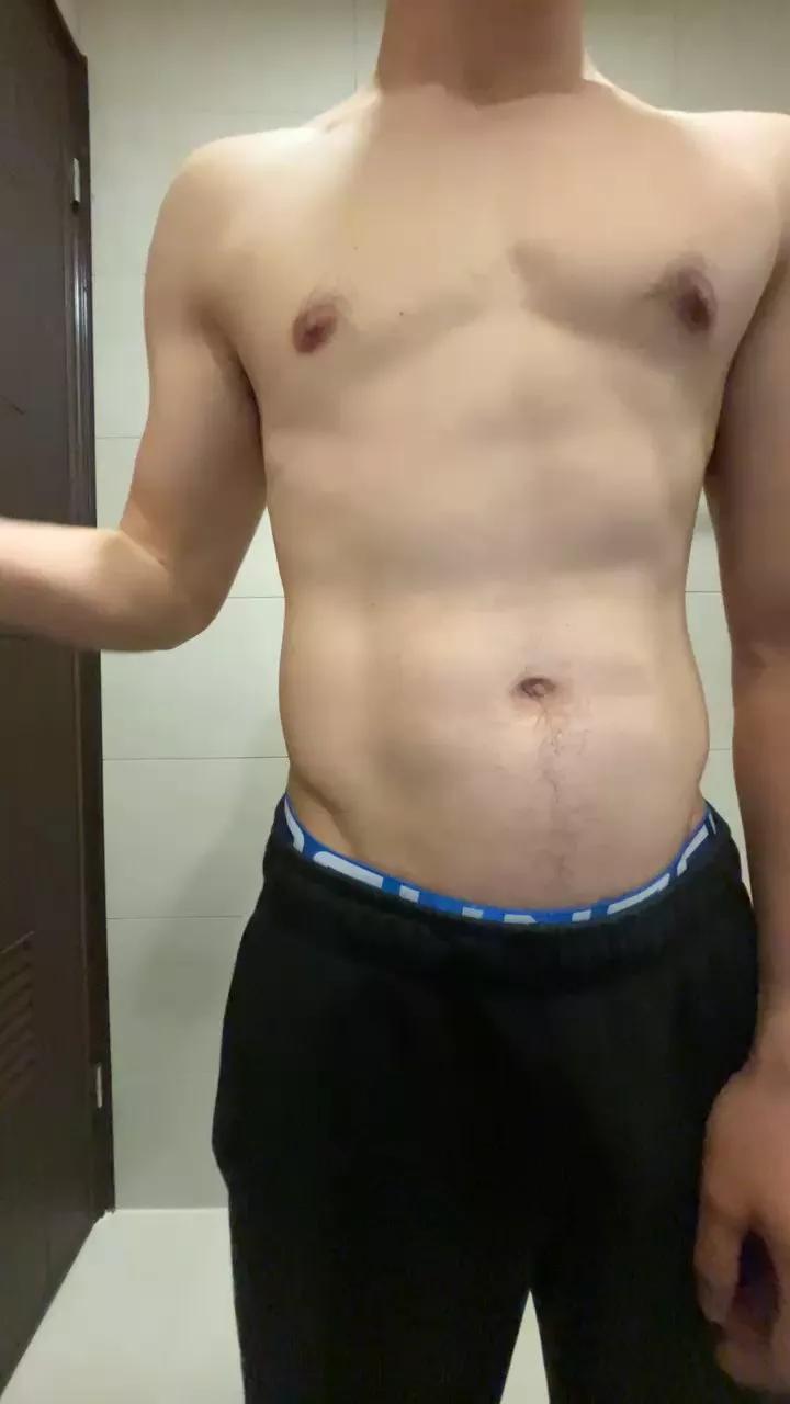 Nhands on Cam4 