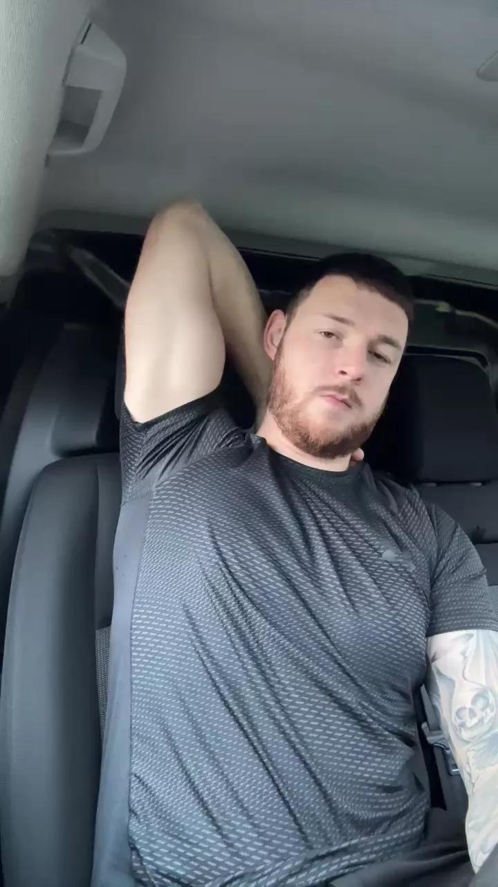 Nicehardon3 on Cam4 