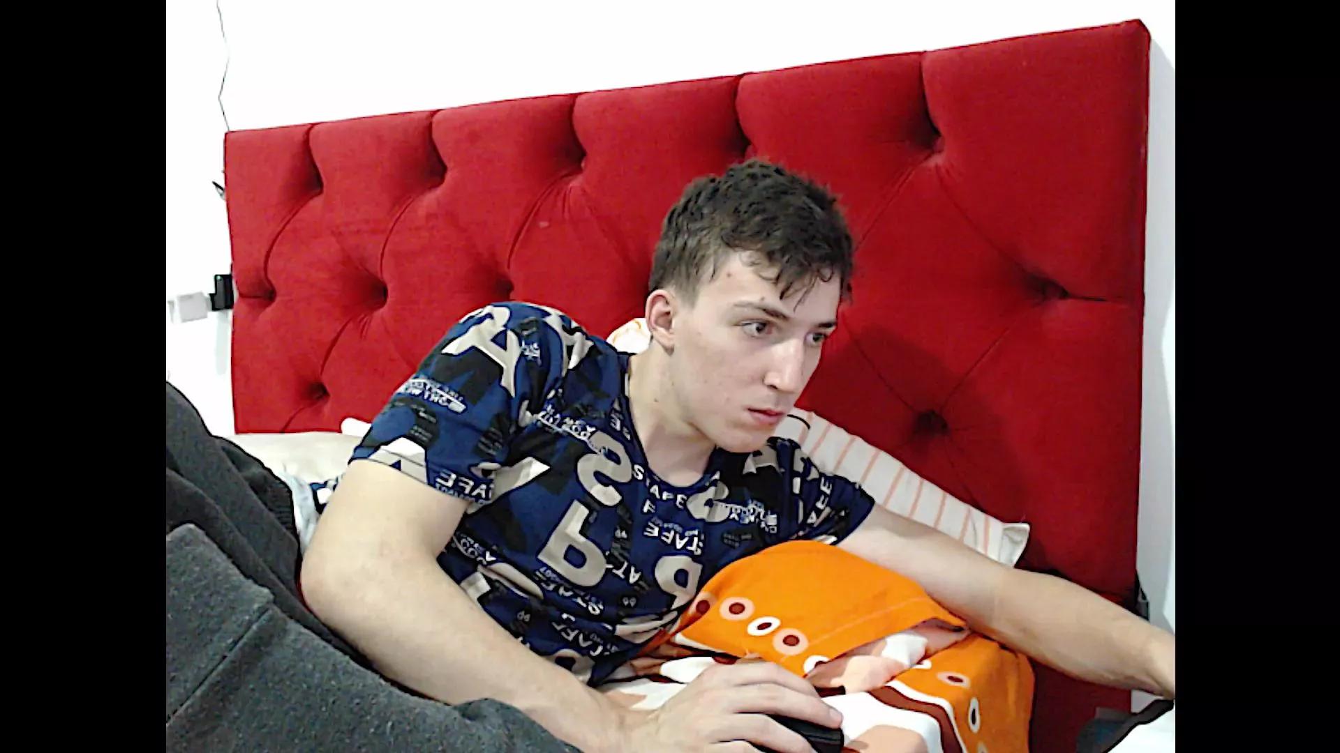 NicoDavis on Cam4 