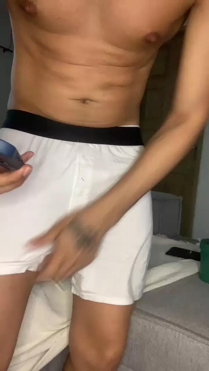 novimhot231 on Cam4 