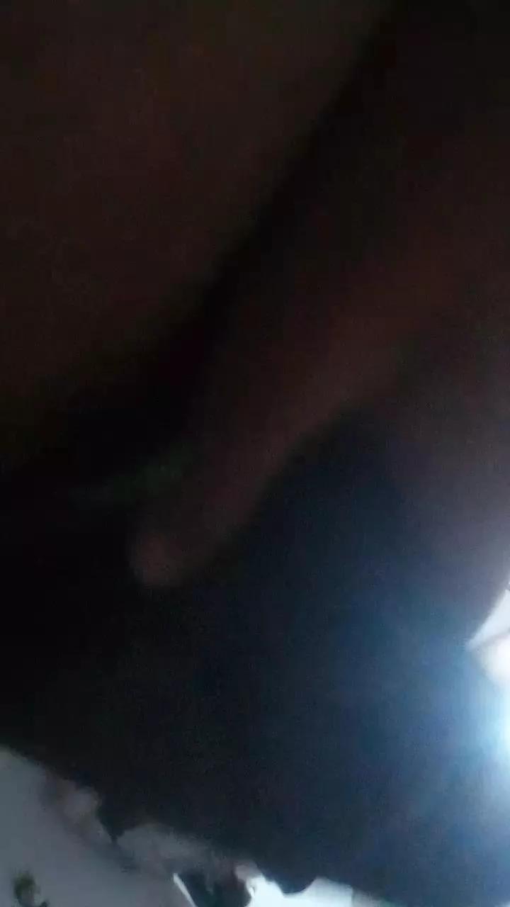 Novinhoode18 on Cam4 