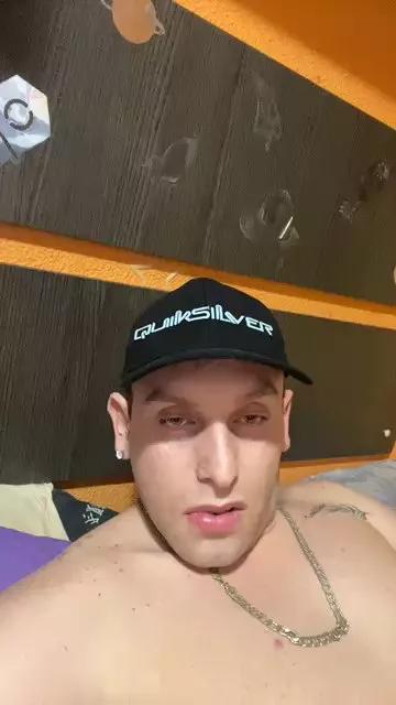 Novinhotatooo on Cam4 