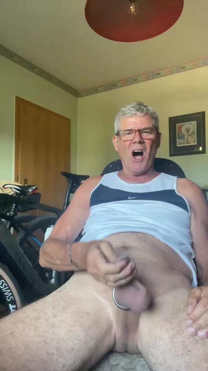 oldiehot1957 on Cam4 