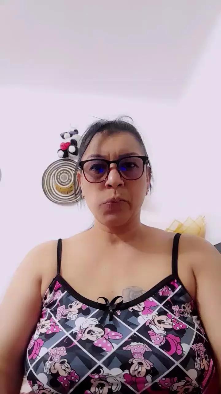 Pamela69_ on Cam4 