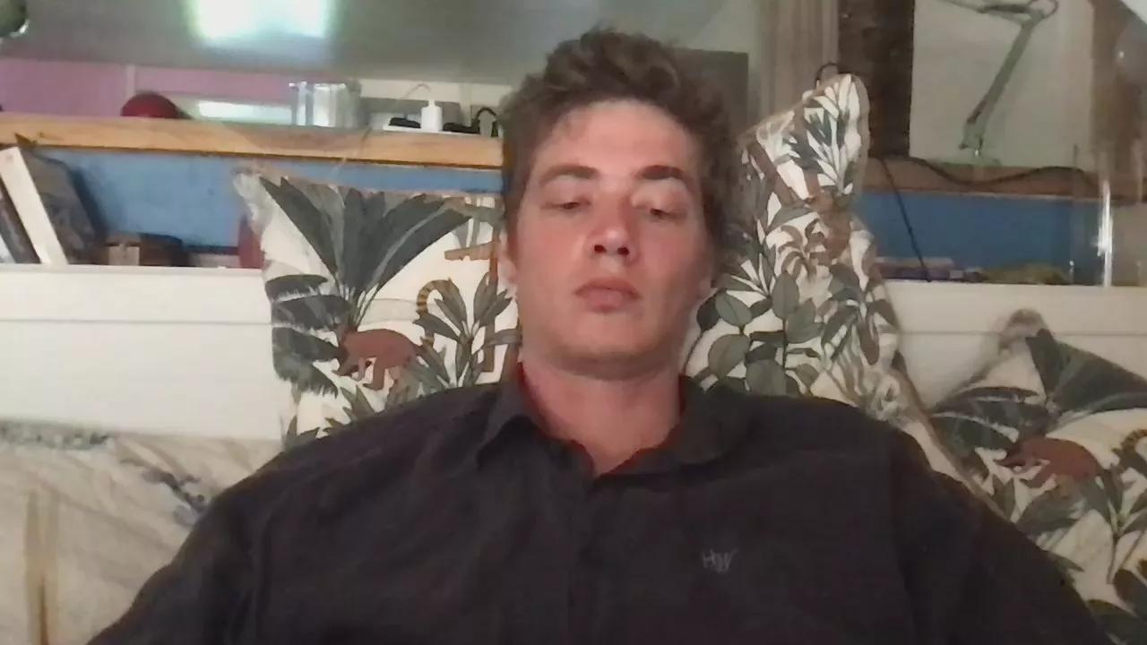 ParisBottomBoy on Cam4 