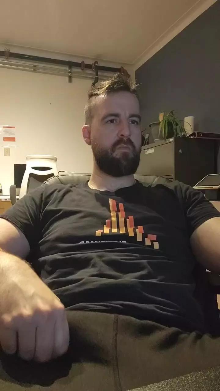 Pauly1988 on Cam4 