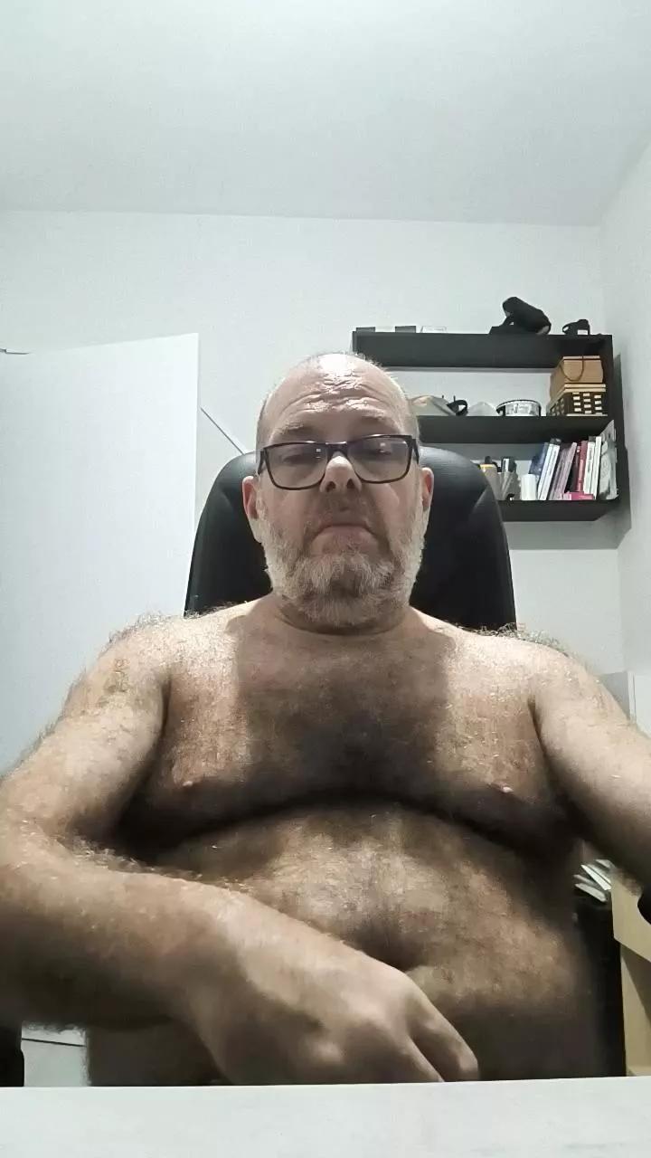 peludao3 on Cam4 