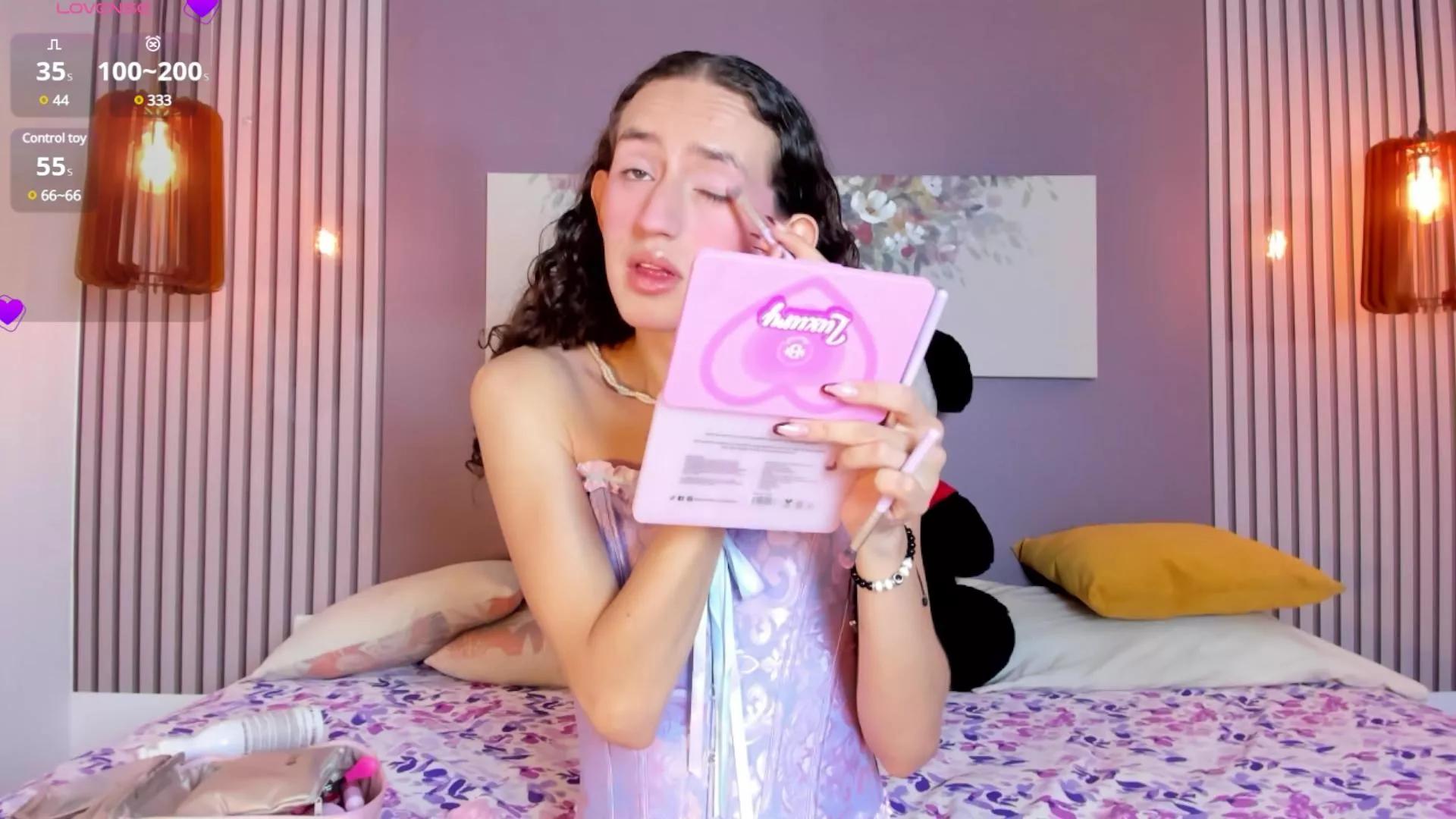 pinky_peach_ on Cam4 