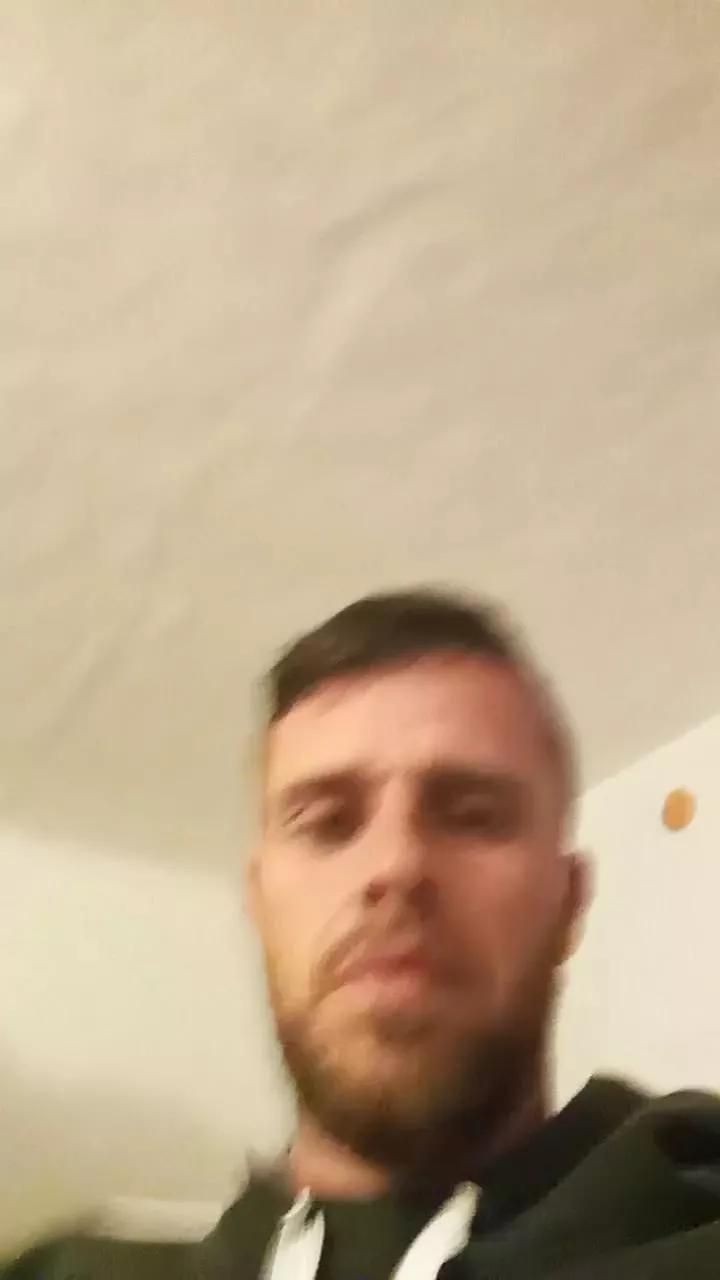 pocholo30 on Cam4 