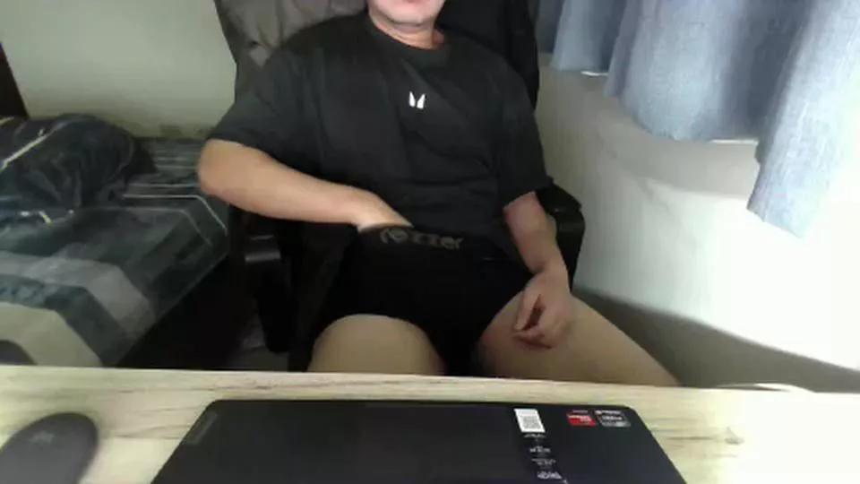 qazray on Cam4 